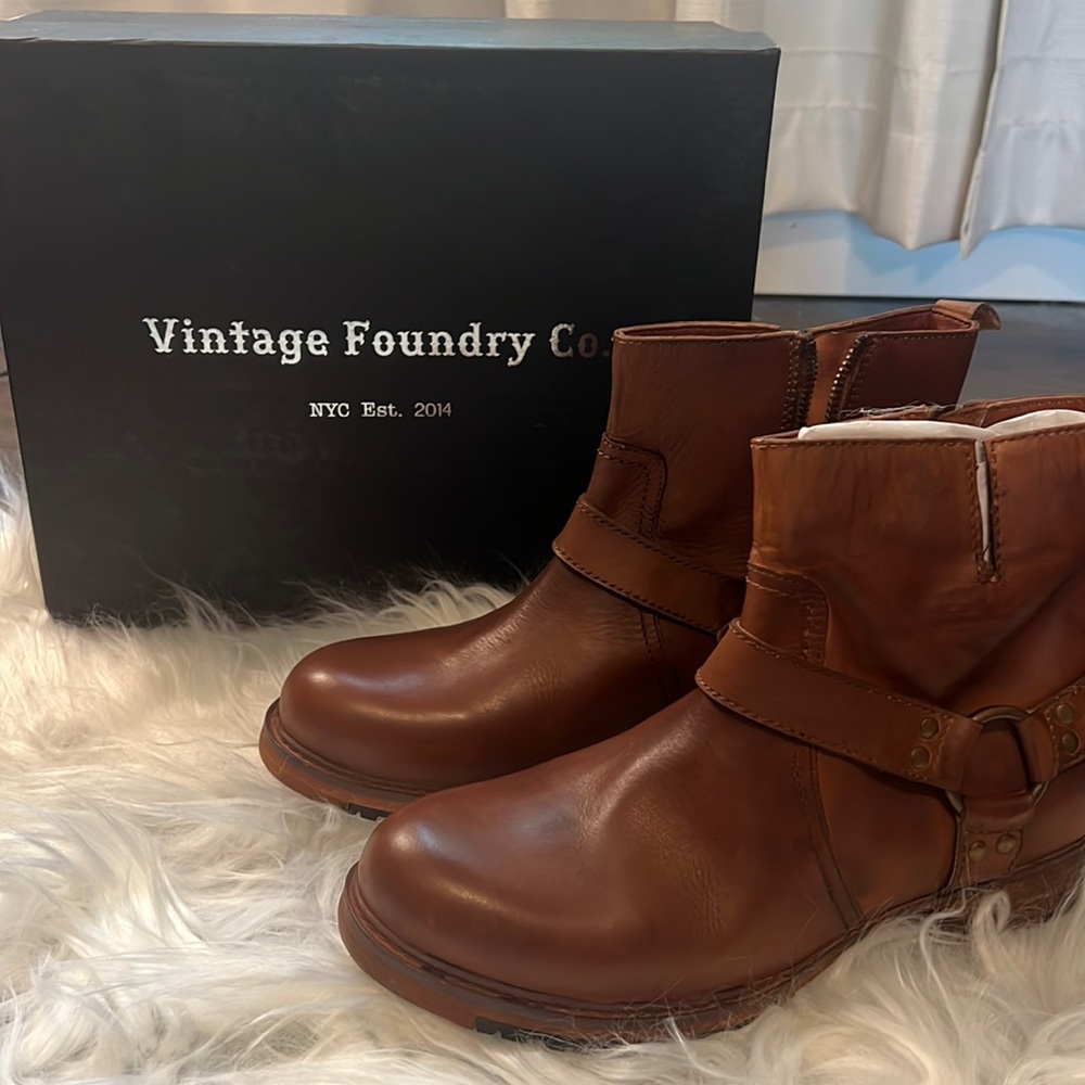 Vintage Foundry Boots